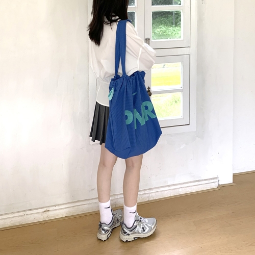 레네 여성 대학생 레터링 나일론 숄더백 가방 L92234  (숄더백)