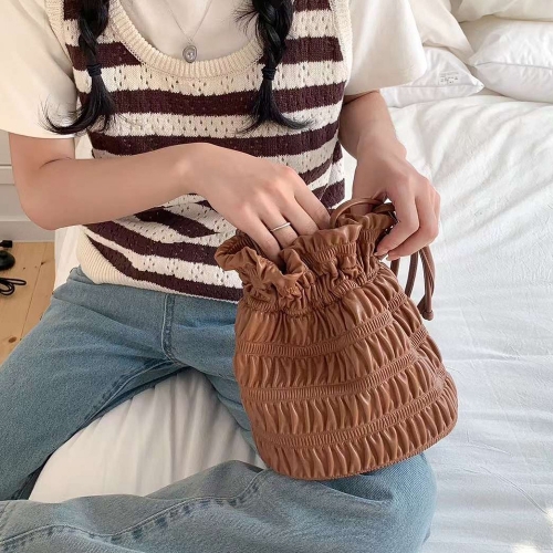 레네 여성 미니 가죽 예쁜 복조리백 숄더백 가방 L92237  (숄더백)