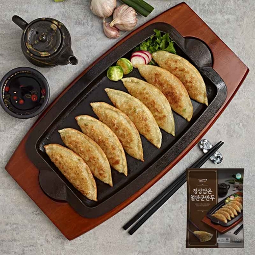 풀잎마켓 철판군만두 1.4kg x 1팩  (만두/국수/스파케티/냉면)
