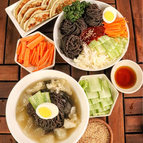 30년 전통 얼음골 막국수 반반세트(물막국수 5인분+비빔막국수 5인분)(면10개/육수5개/비냉양념5개)  (만두/국수/스파케티/냉면)