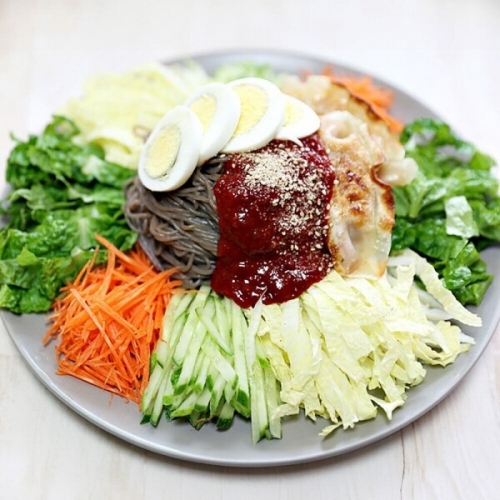 [귀빈정] 강원도 순년이 막국수 10인분 반반막국수 (막국수10개+사골육수5+비빔장5)  (만두/국수/스파케티/냉면)